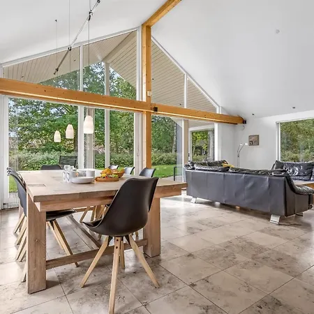Talitha - 40m From The Sea By Interhome Feriehus